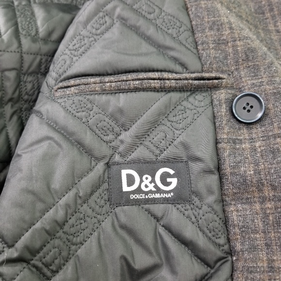 Dolce and Gabbana Top Coat with Hood - Picture 4 of 6